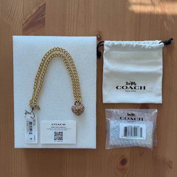 Coach Heart Turnlock Pavé Chain Link Necklace (Gold/Pink Multi) - NWT - Picture 4 of 9